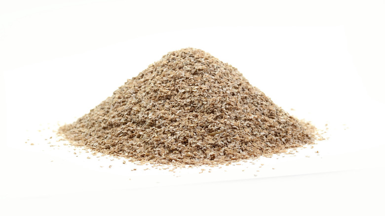 a small pile of wheat bran