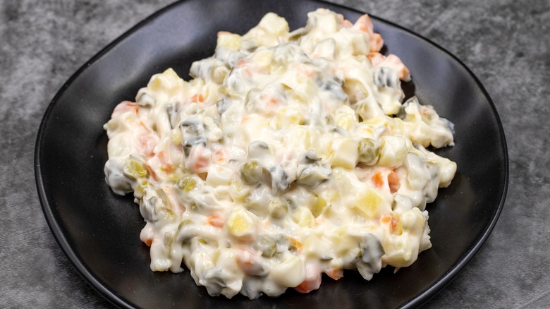 potato salad on plate