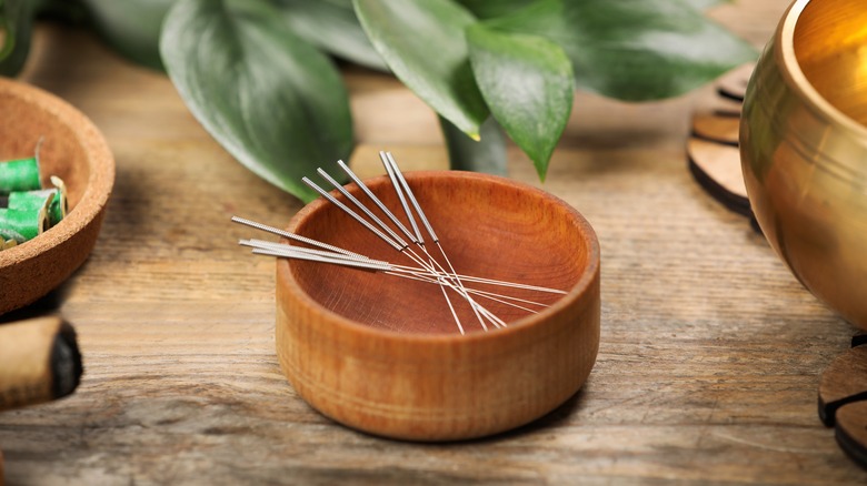 acupuncture needles