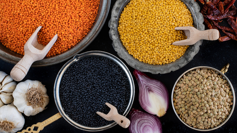 various colors of lentils