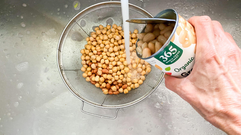 beans in colander 