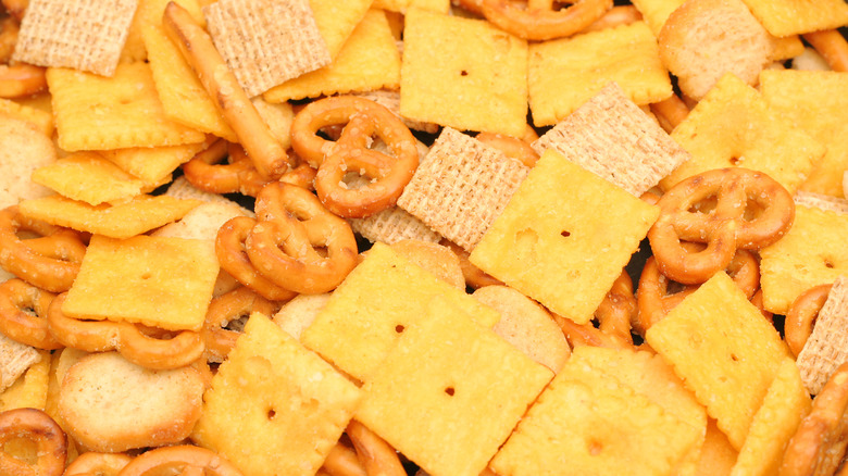 Assorted snack mix