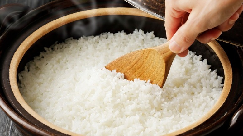 White rice in hot pot