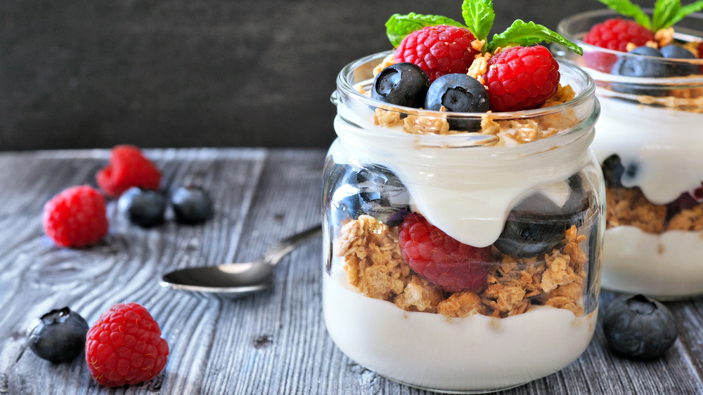 yogurt parfait