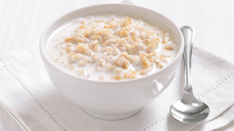 oatmeal with milk