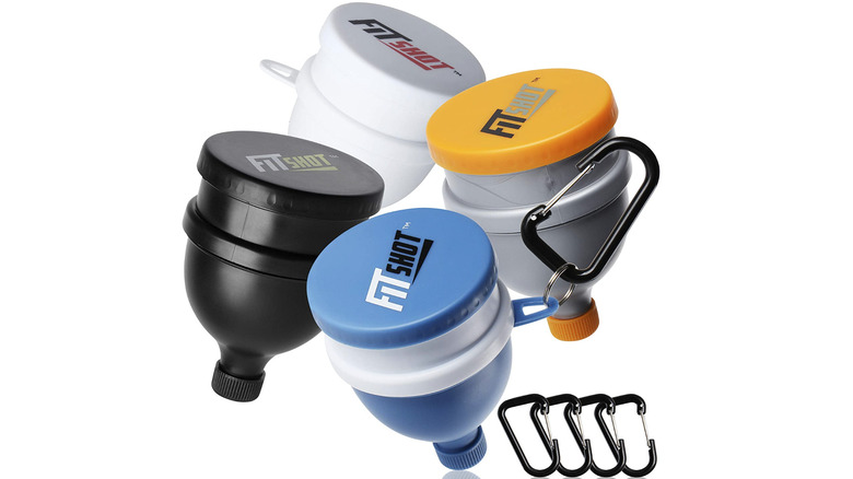 protein powder container with carabiner