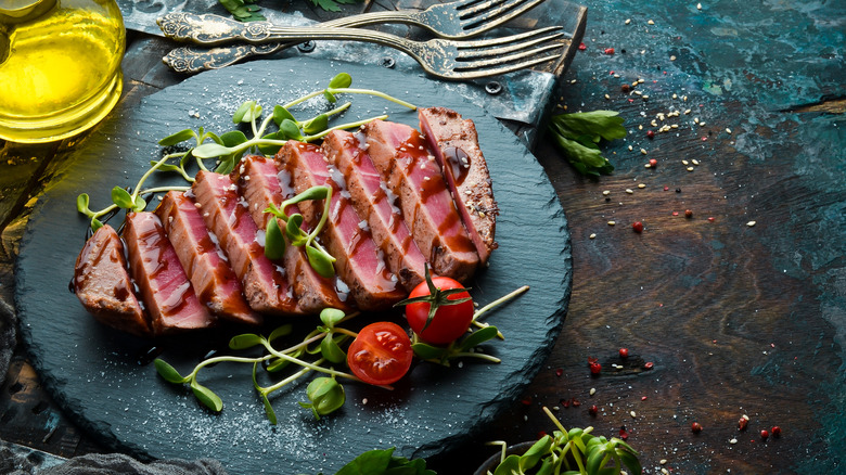 tuna steak and fresh vegetables