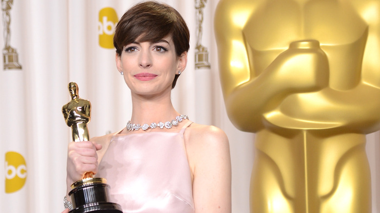 Anne Hathaway at the Oscars