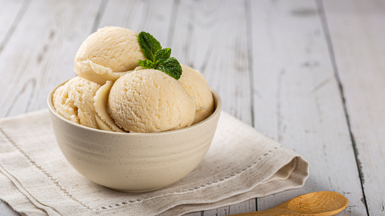 Ice cream in bowl