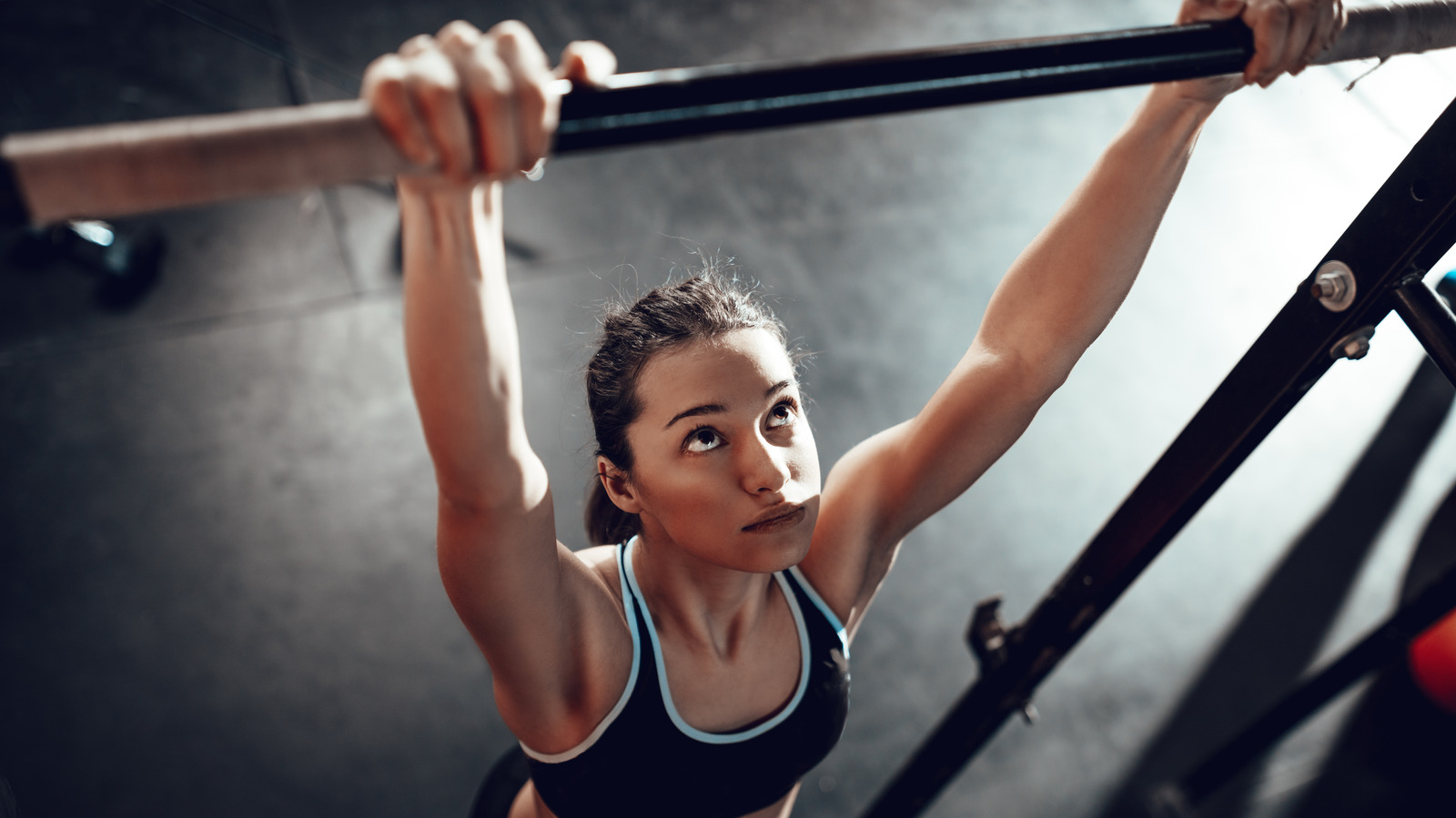 Are Chin-Ups Or Pull-Ups A Better Back Exercise?