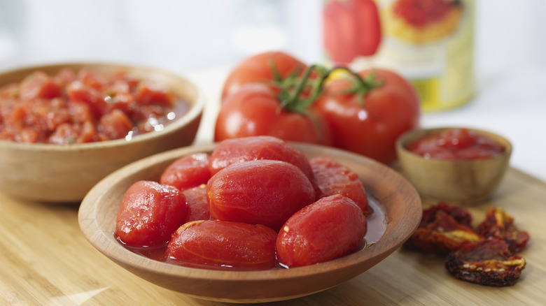 Canned and fresh tomatoes