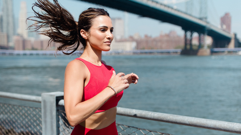 Andi Dorfman running in NYC