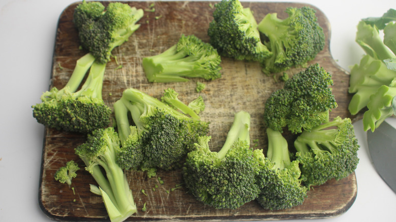 broccoli in bite-sized pieces