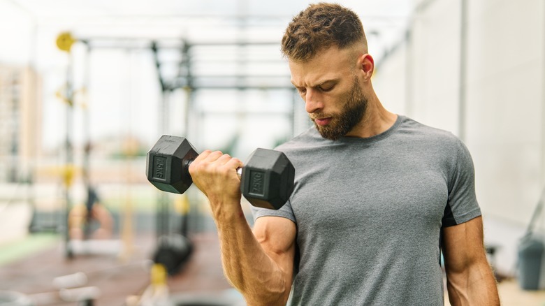 Man lifting weights