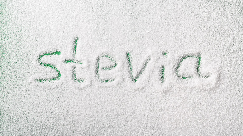 The word "Stevia" written in powder