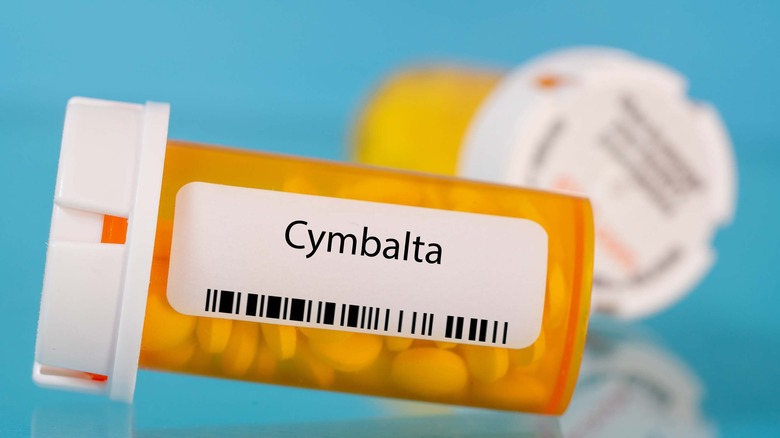 Cymbalta pill bottle