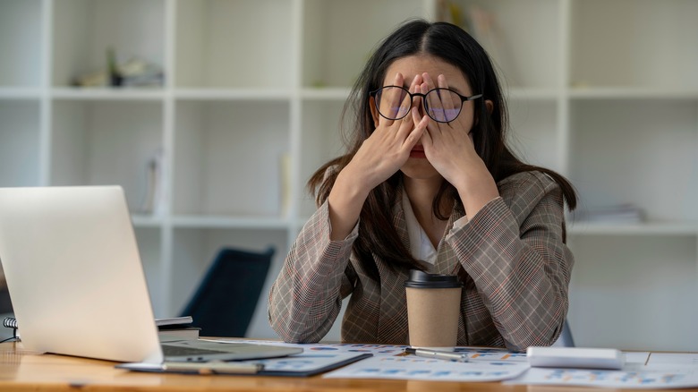 woman battling depression