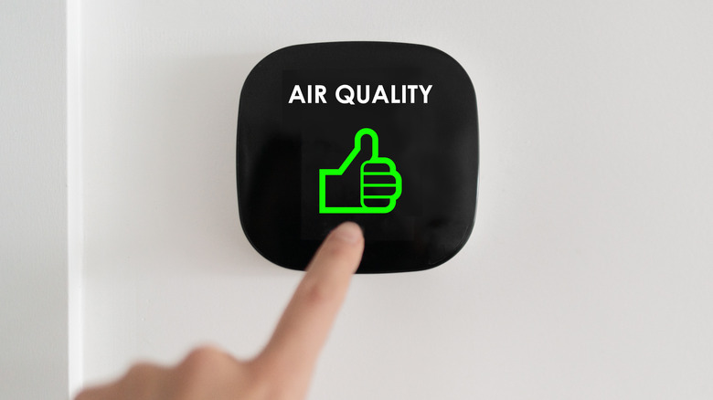 A digital air quality indicator