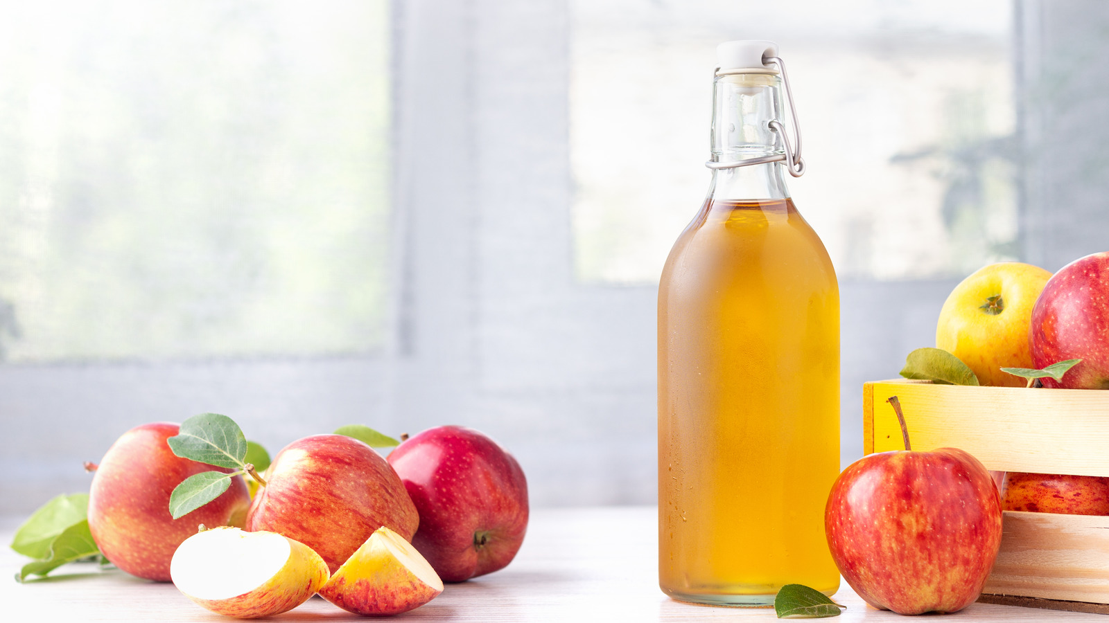 How Does White Vinegar Help You Lose Weight