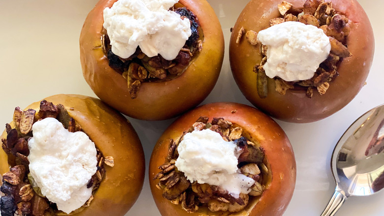 baked apples with whipped cream