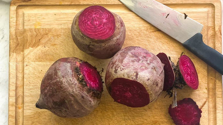 wash and prep beets