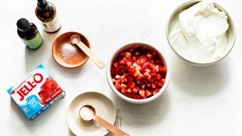 Ingredients for strawberry jello mousse