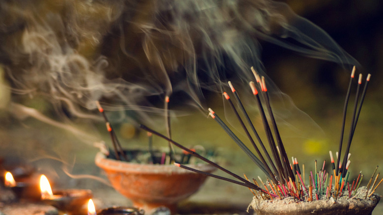 incense in bowls
