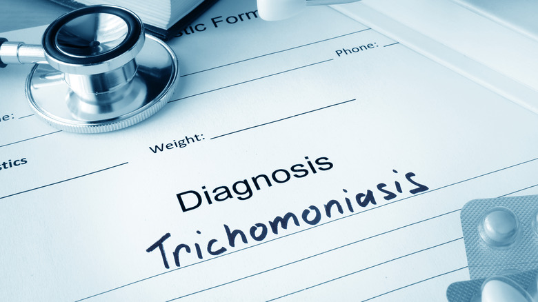 Diagnosis Trichomoniasis written on paper