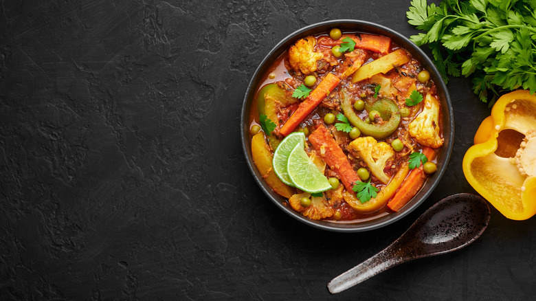 overhead of bowl of Indian style curry