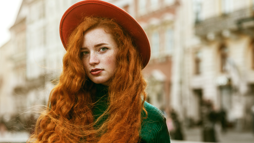 Redhead women with hat