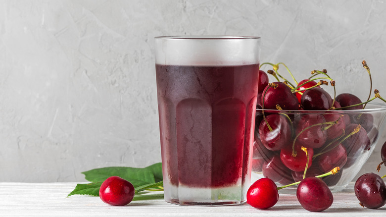 glass of tart cherry juice