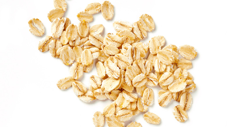 a closeup of oats
