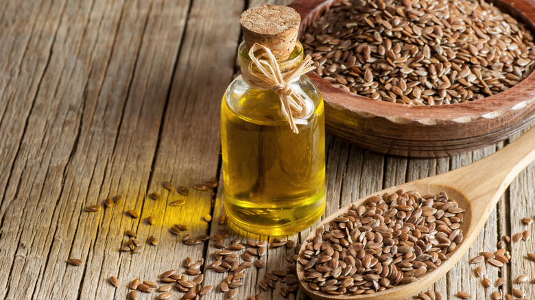 flaxseeds and oil