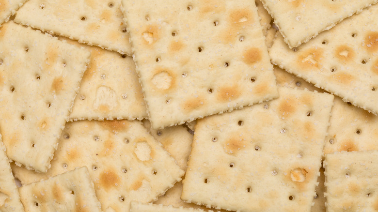 saltines piled on top of each other