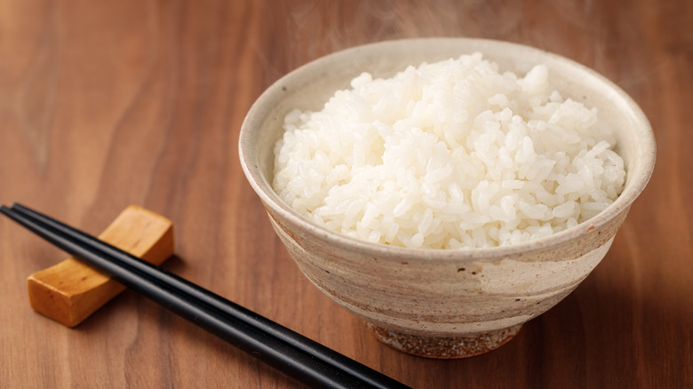 bowl of white rice on table