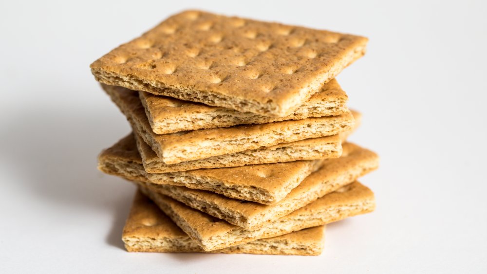 non-vegan Graham crackers