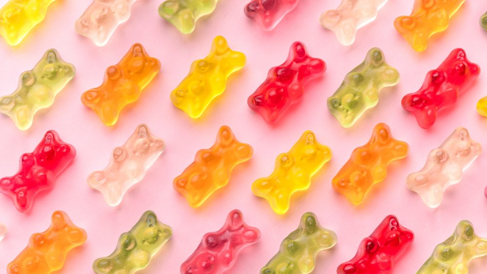 non-vegan gummy bears