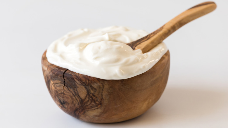 bowl of greek yogurt