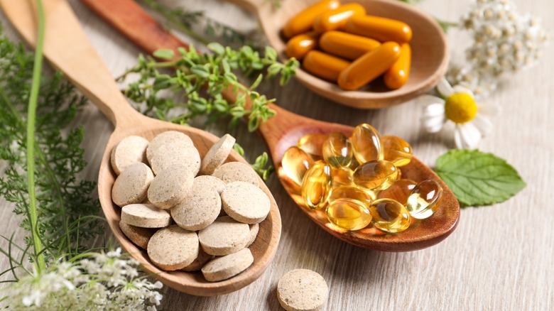 supplements and herbs