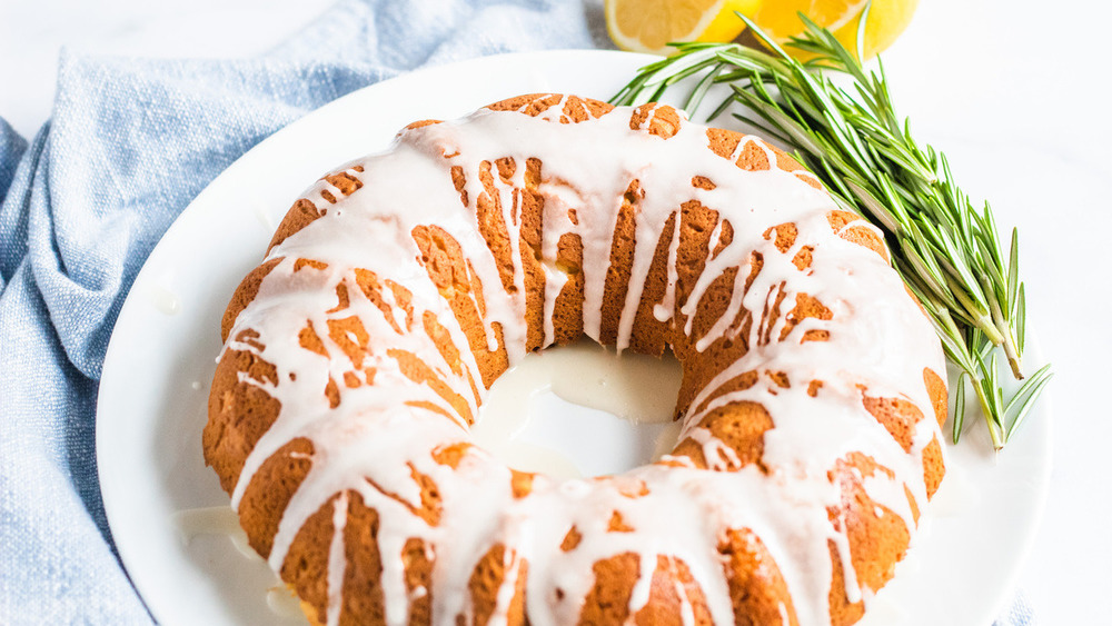 iced gluten-free bundt cake