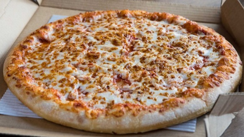 Pizza Hut classic cheese pizza