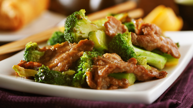 broccoli beef chinese food on plate