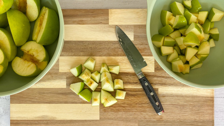 chopping apples for healthy apple crisp