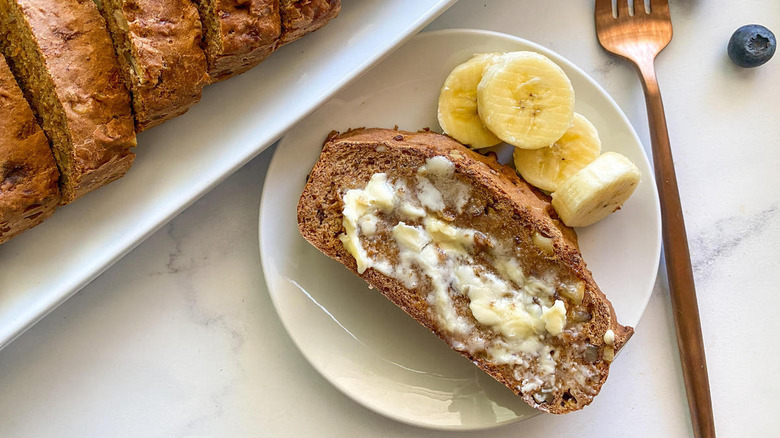 sliced banana bread with bananas