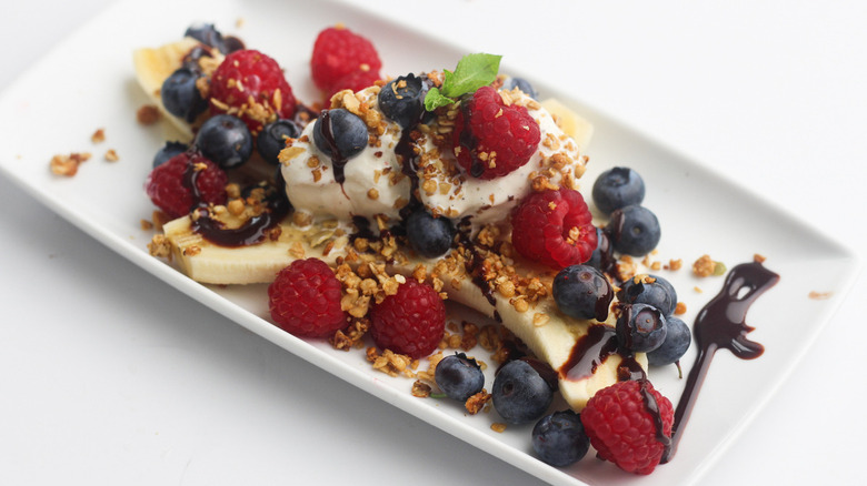 healthy banana split