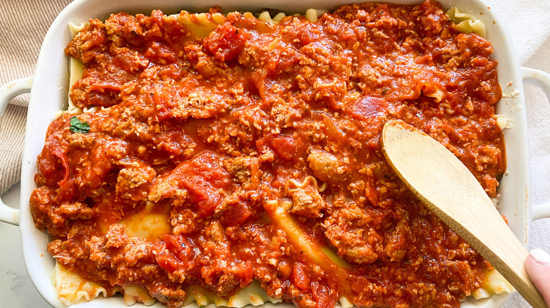 lasagna with red sauce