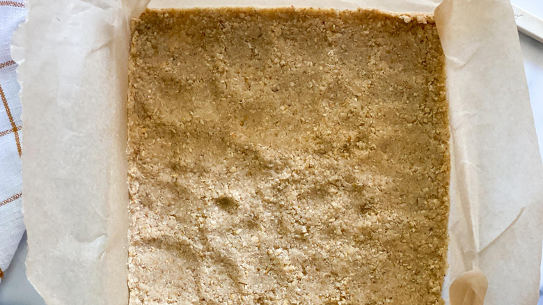 baking dish lined with crust