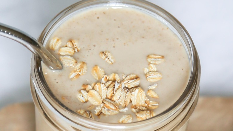 oat smoothie in jar