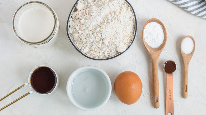 Healthy oat pancake ingredients
