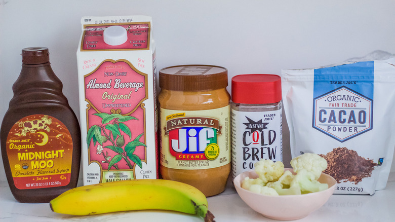 ingredients for healthy peanut butter mocha smoothie